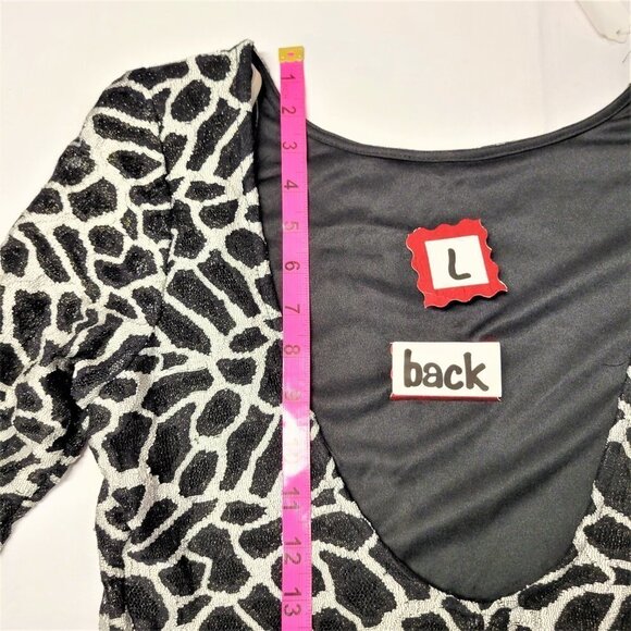 Sexy Long Sleeve Dress Black and White Low Back Dress - Size M / Size L - NEW ! - Picture 14 of 15